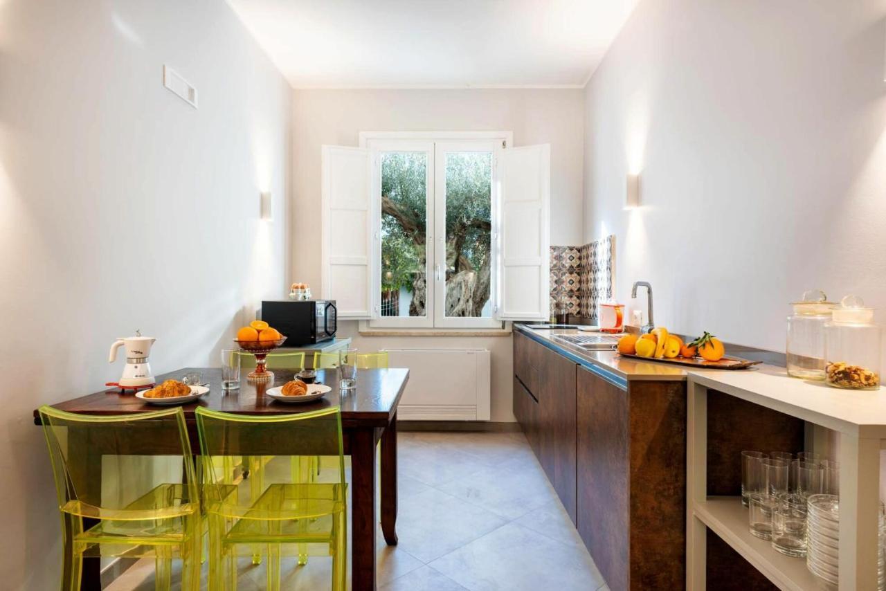 Villa Angelina - Charming Rooms & Apartments Trapani Exteriör bild