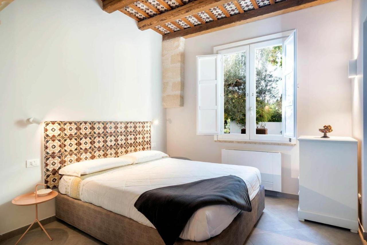 Villa Angelina - Charming Rooms & Apartments Trapani Exteriör bild