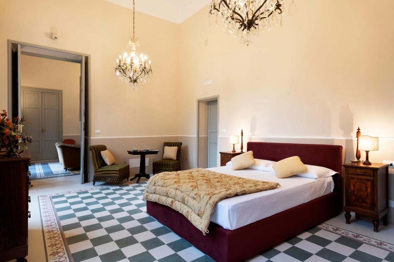 Villa Angelina - Charming Rooms & Apartments Trapani Exteriör bild