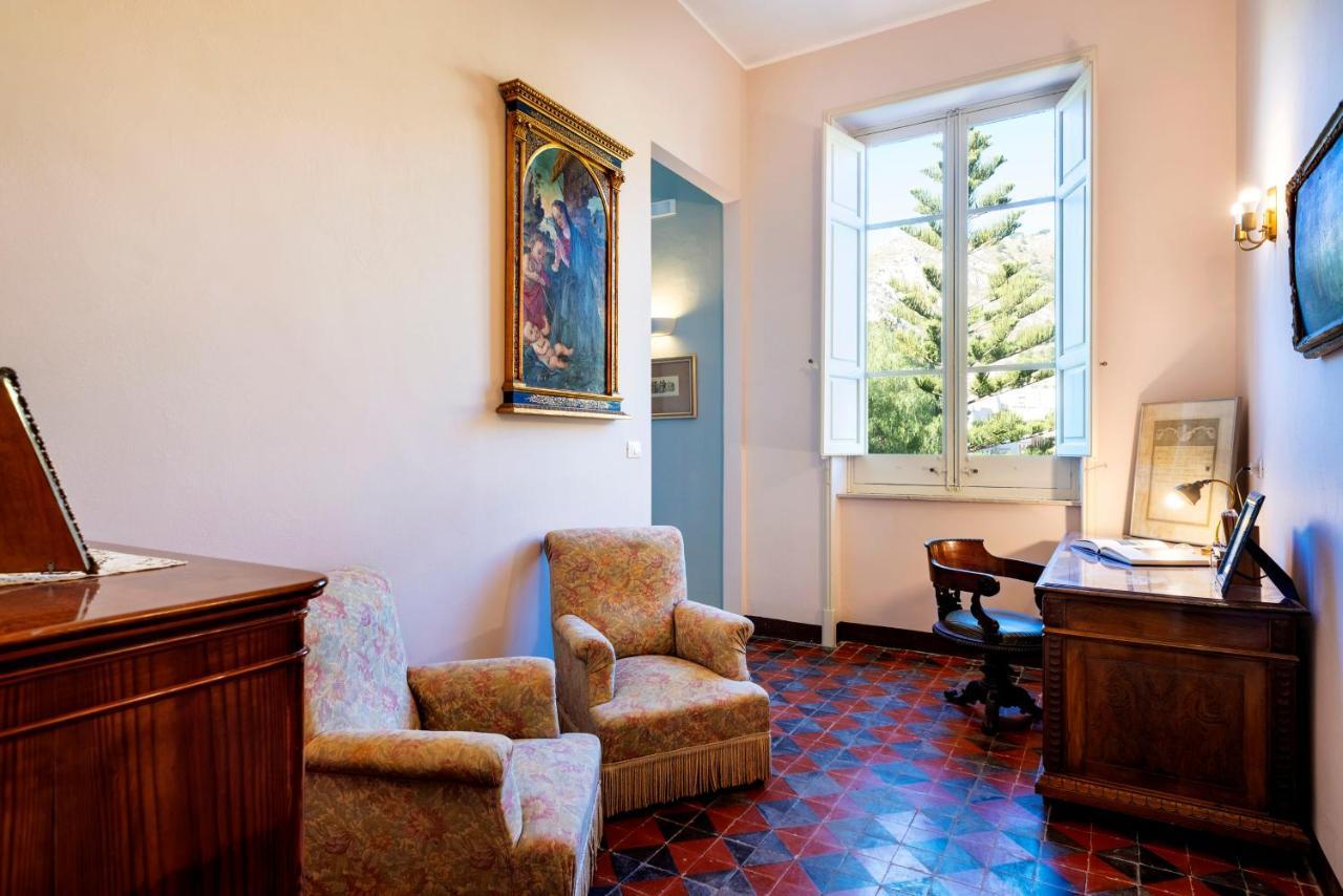 Villa Angelina - Charming Rooms & Apartments Trapani Exteriör bild