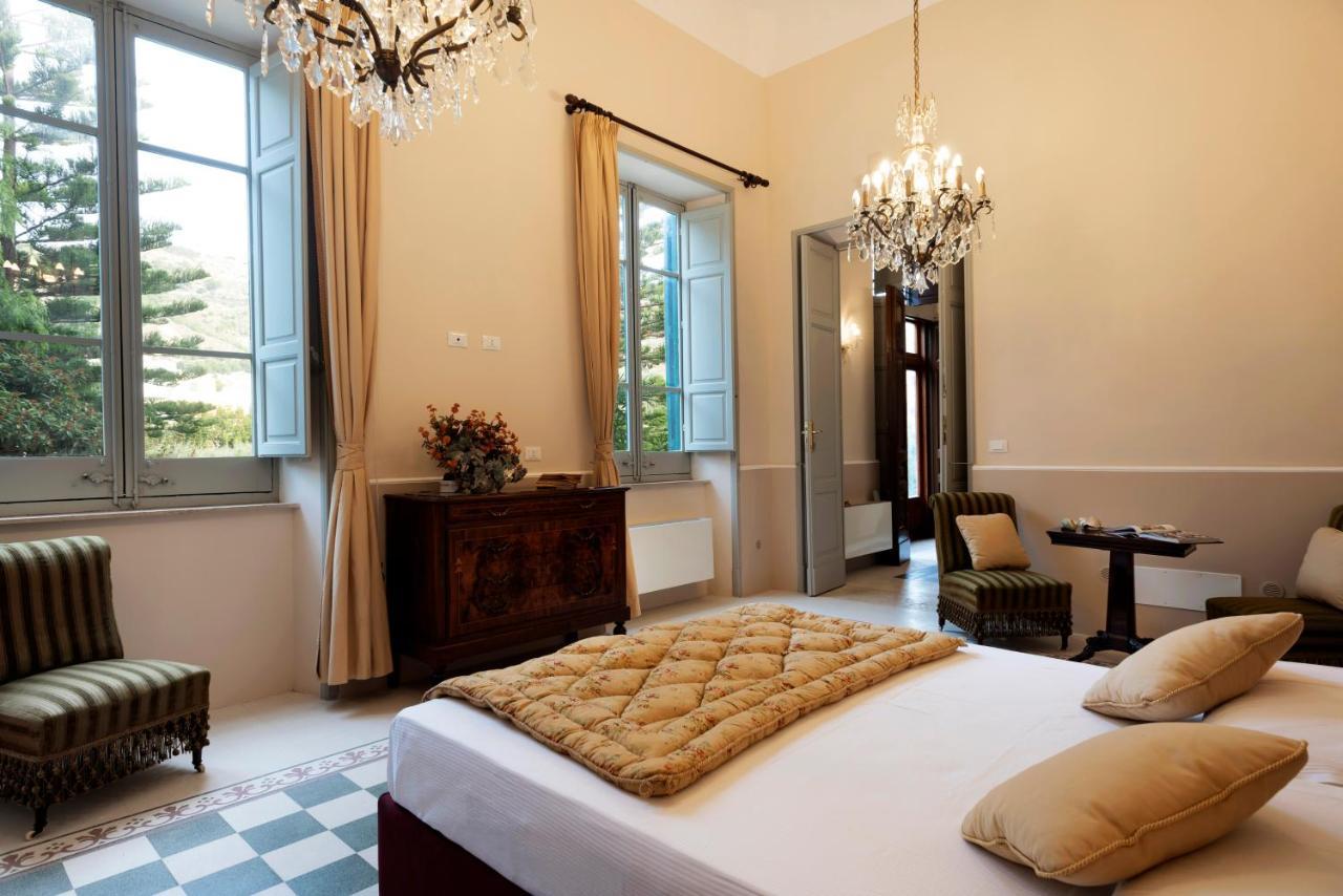 Villa Angelina - Charming Rooms & Apartments Trapani Exteriör bild
